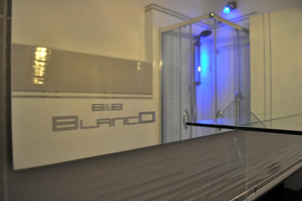 Blanco Rooms กาญารี ห้อง รูปภาพ